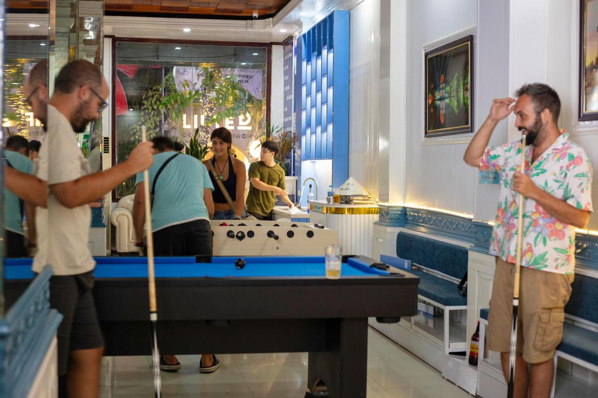 Hanoi Solo Hostel Eksteriør billede