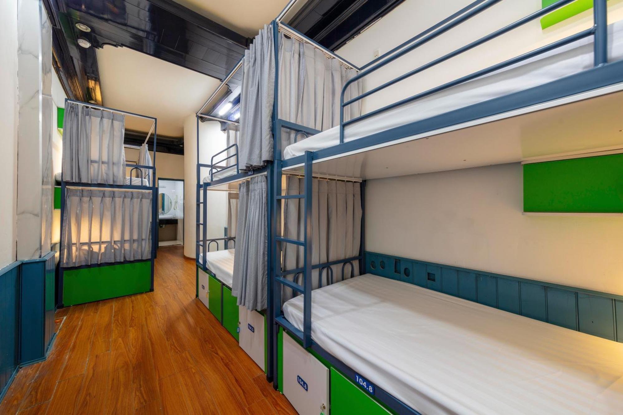 Hanoi Solo Hostel Eksteriør billede