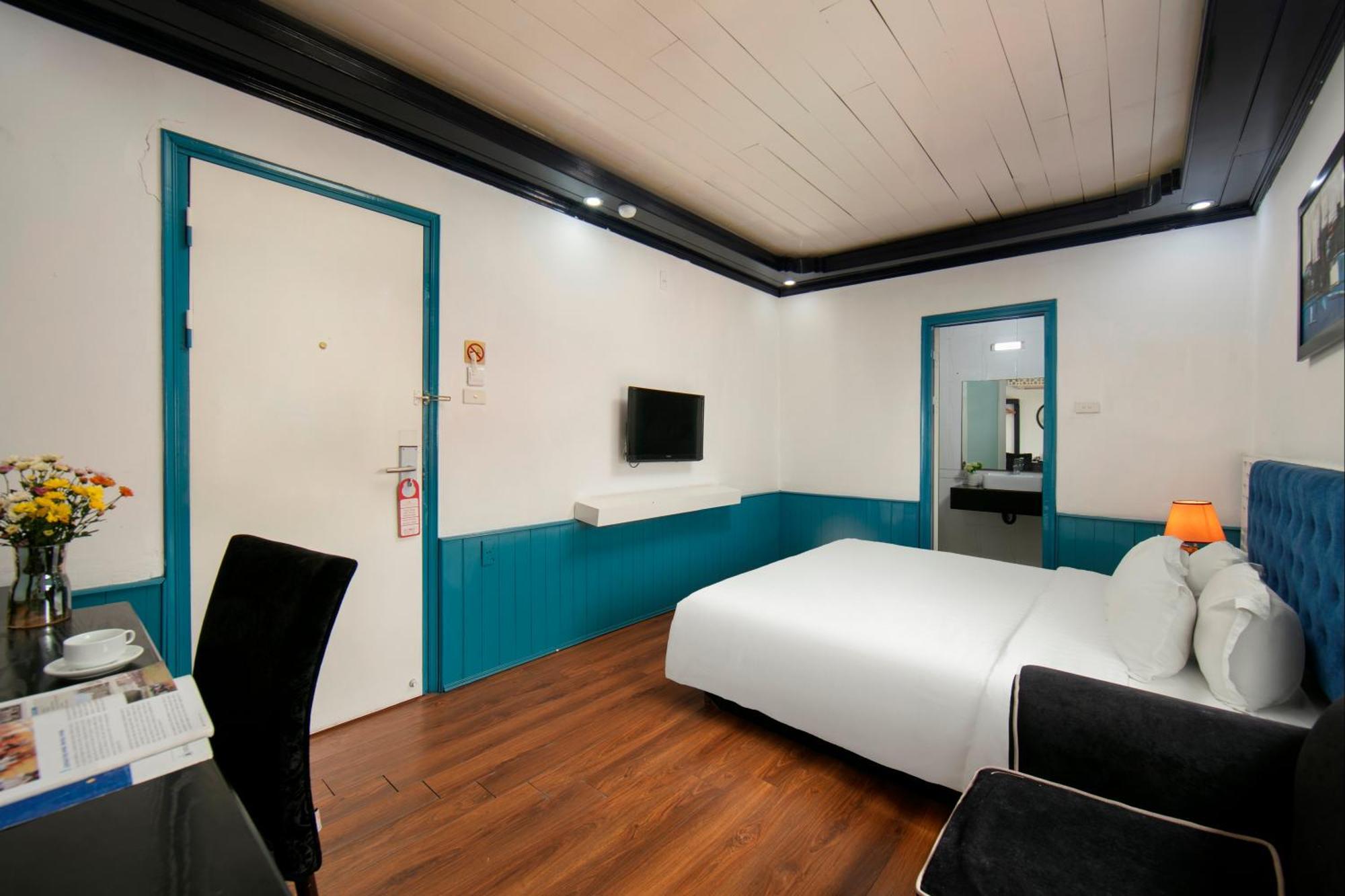 Hanoi Solo Hostel Eksteriør billede