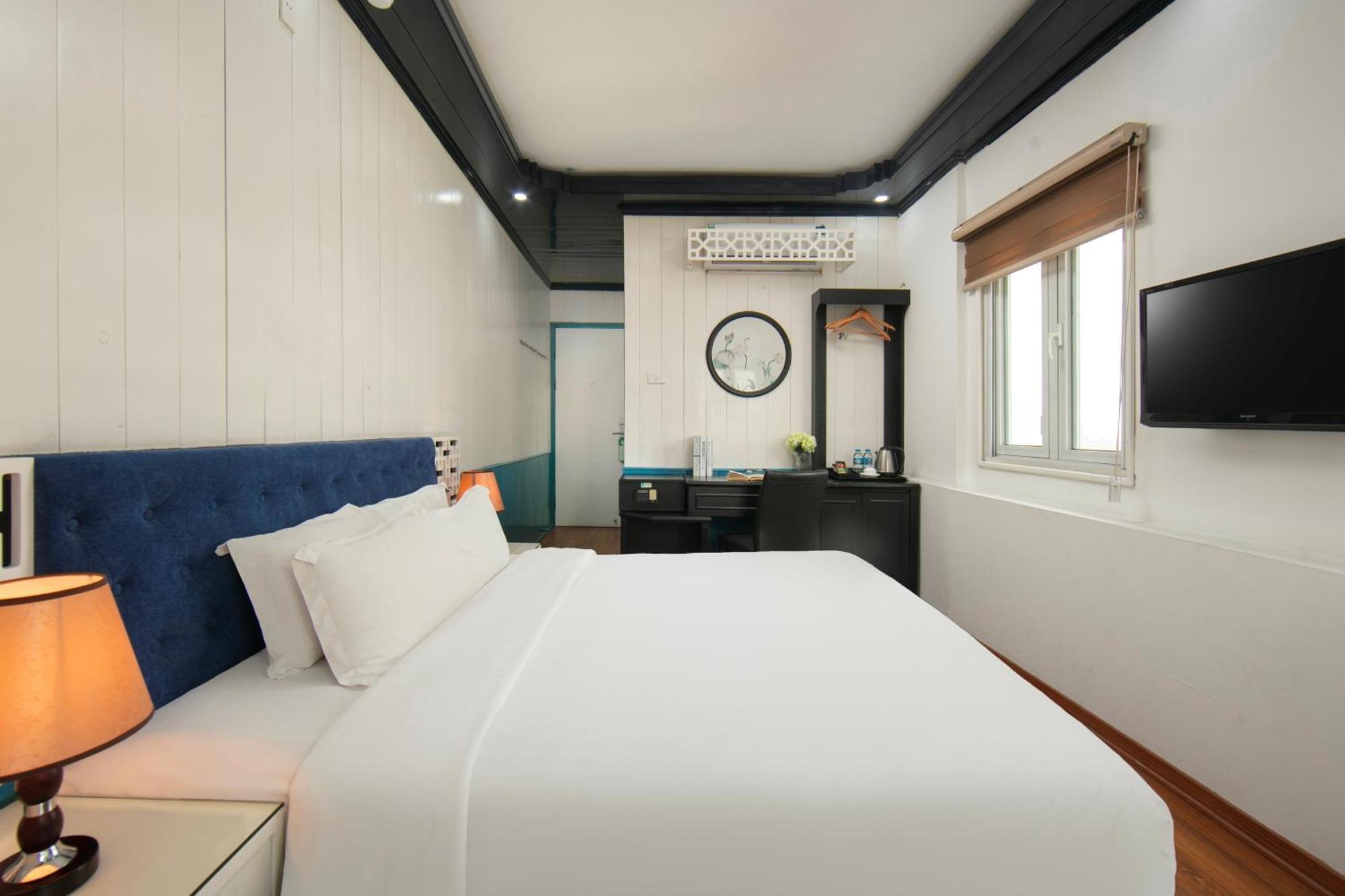 Hanoi Solo Hostel Eksteriør billede