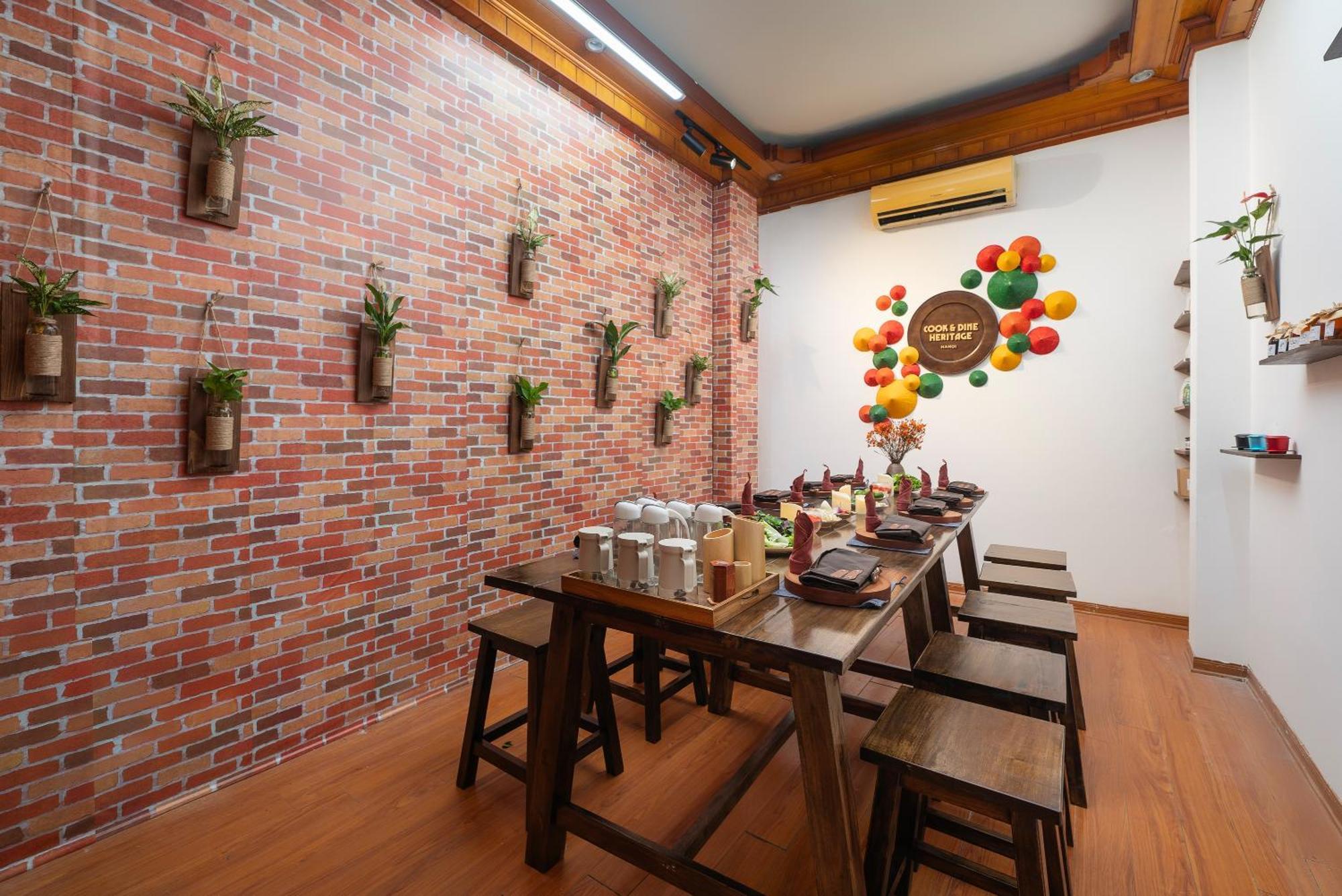Hanoi Solo Hostel Eksteriør billede